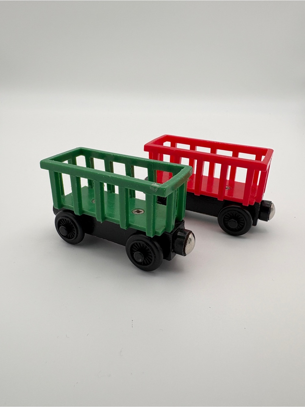 Red & Green Circus Cars Thomas & Friends Wooden Railway Train Tank Engine